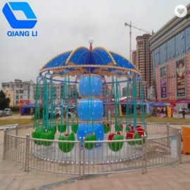 China Paseos frescos de lujo modificados para requisitos particulares color popular del parque de atracciones del paseo del oscilación del vuelo fábrica