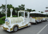El tren de visita turístico de excursión eléctrico modificado para requisitos particulares del tren del carnaval del paseo 42 de la capacidad sin rieles de los adultos monta proveedor