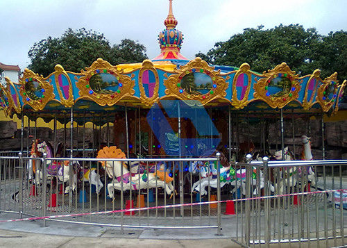 El carrusel variado parque temático profesional monta 3-36 asientos en venta hechos en China